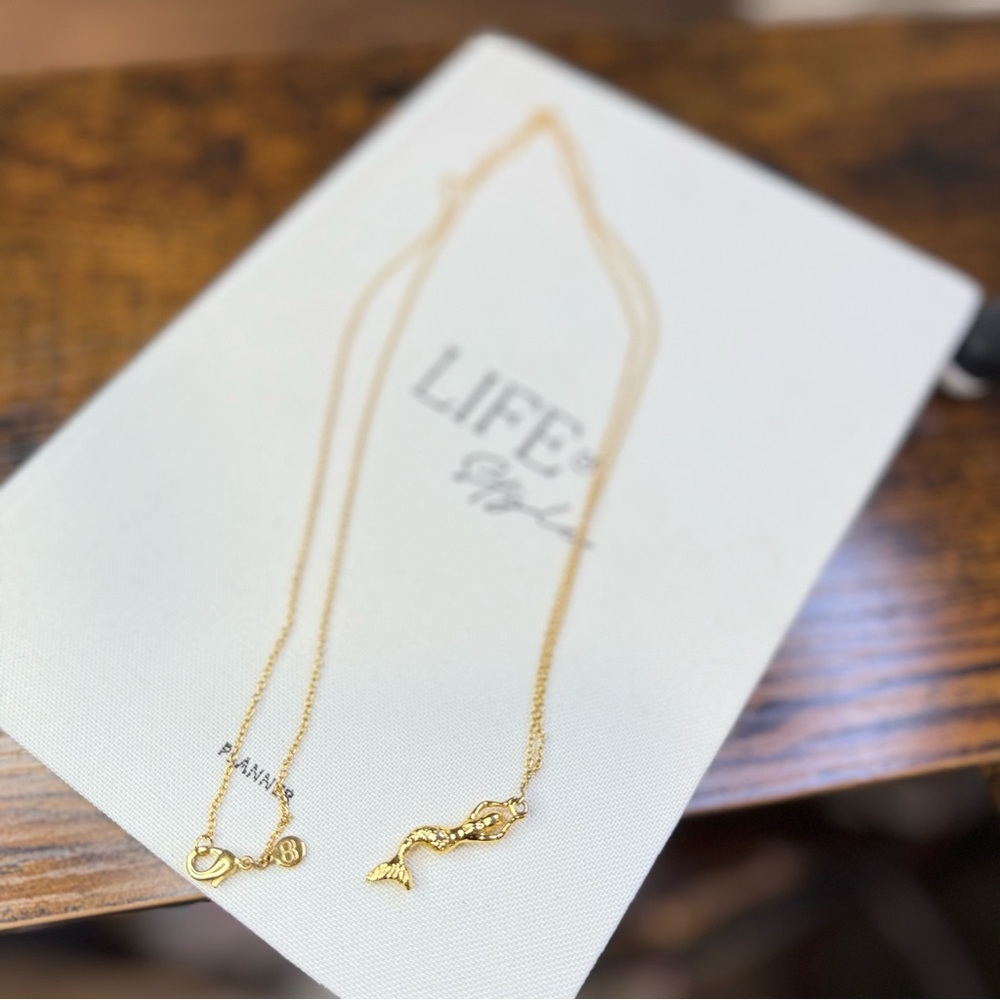 NEW Gorjana Gold Mermaid Pendant Necklace